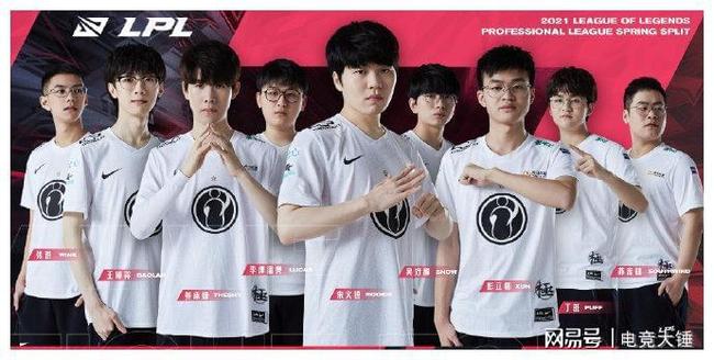 员表现自己 员表现自己