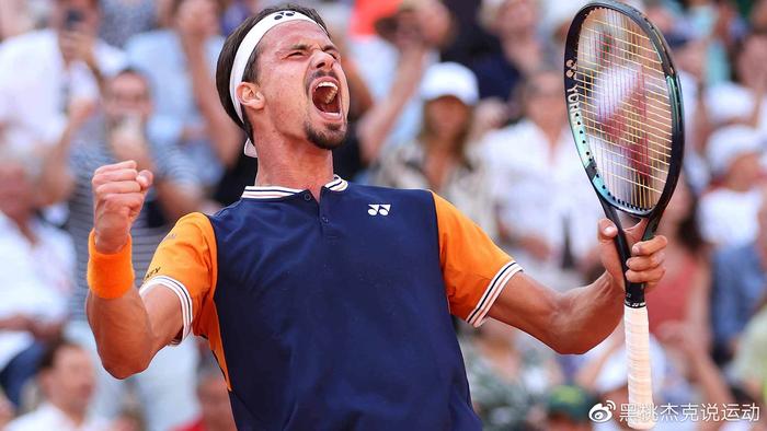 的极大鼓舞 的极大鼓舞