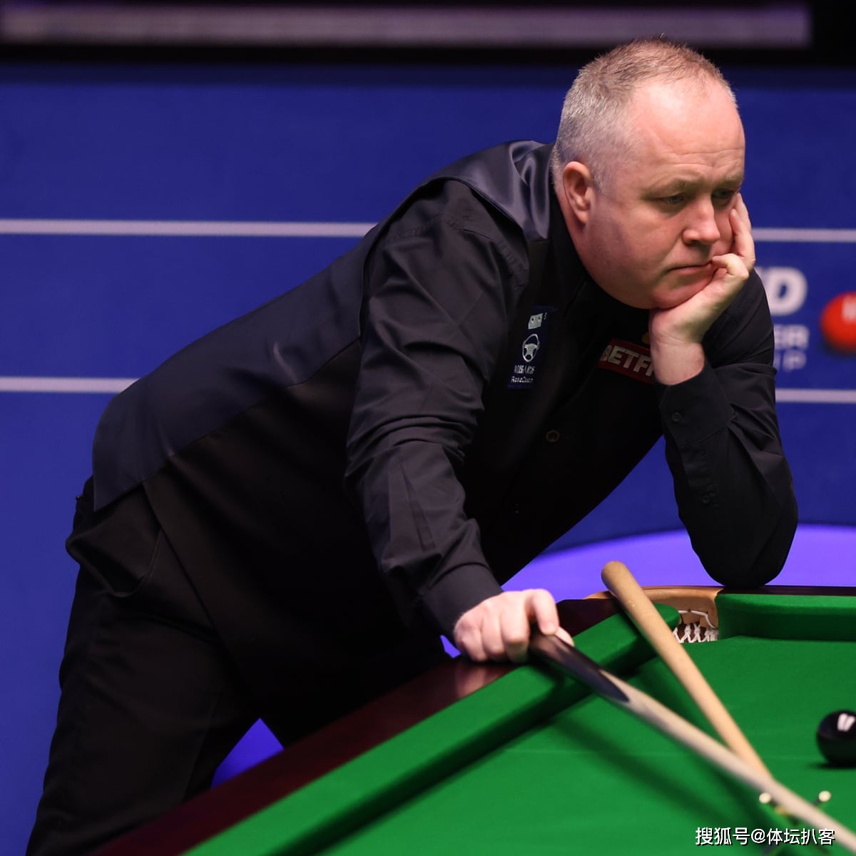 场比赛中扮 场比赛中扮