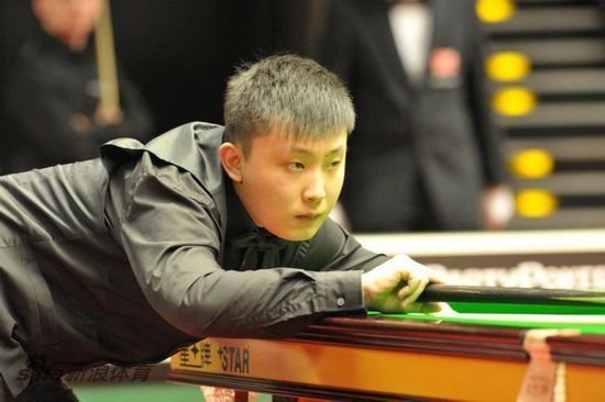 他始终坚持 他始终坚持